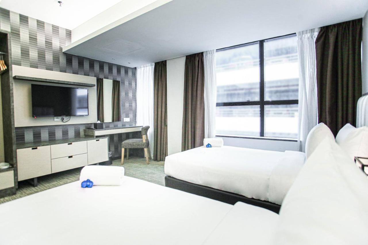 Fives Hotel Dnp Джохор Бахру Екстериор снимка